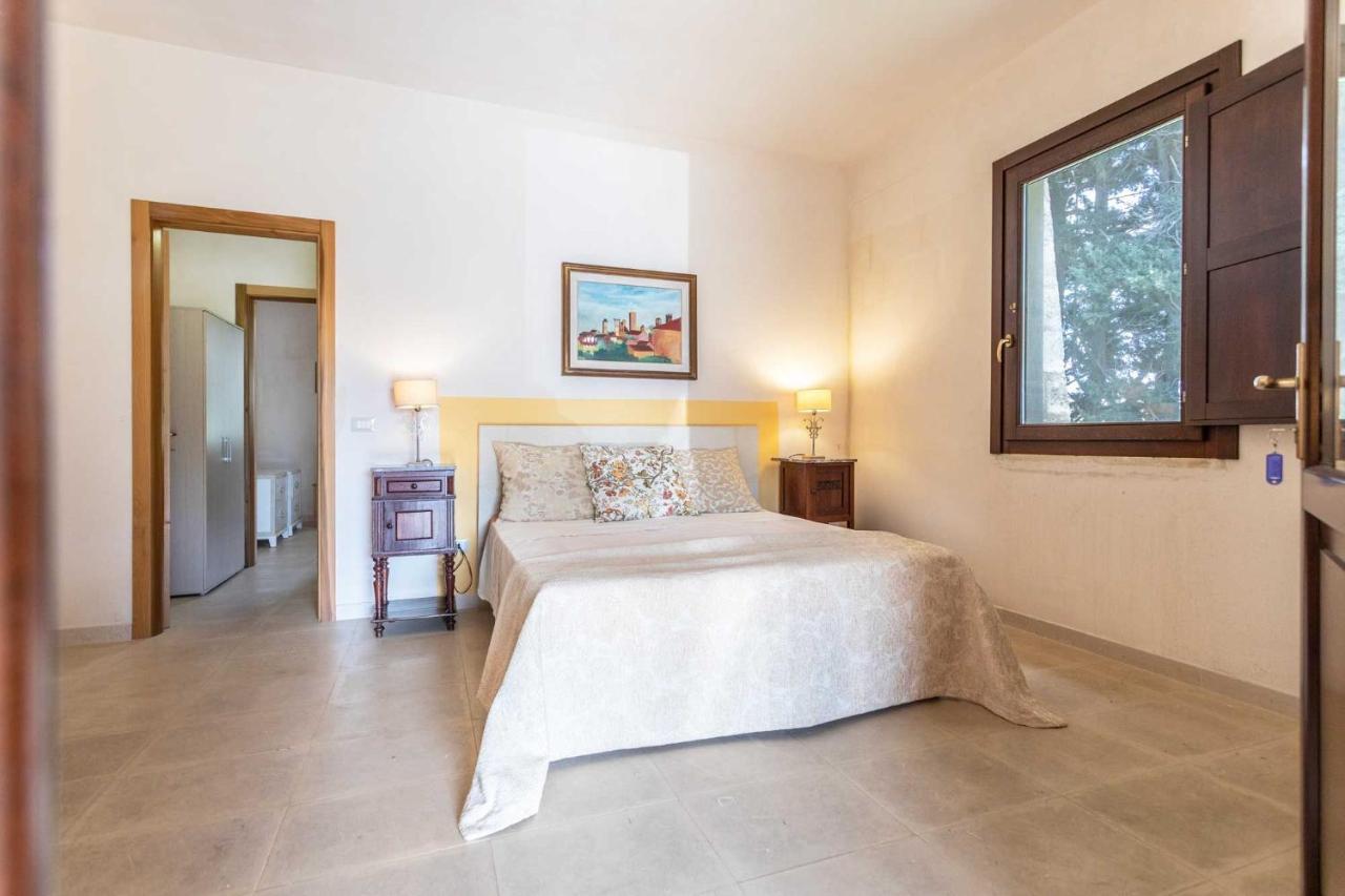 Agriturismo De Lorenzi Villa Casarano Exteriör bild
