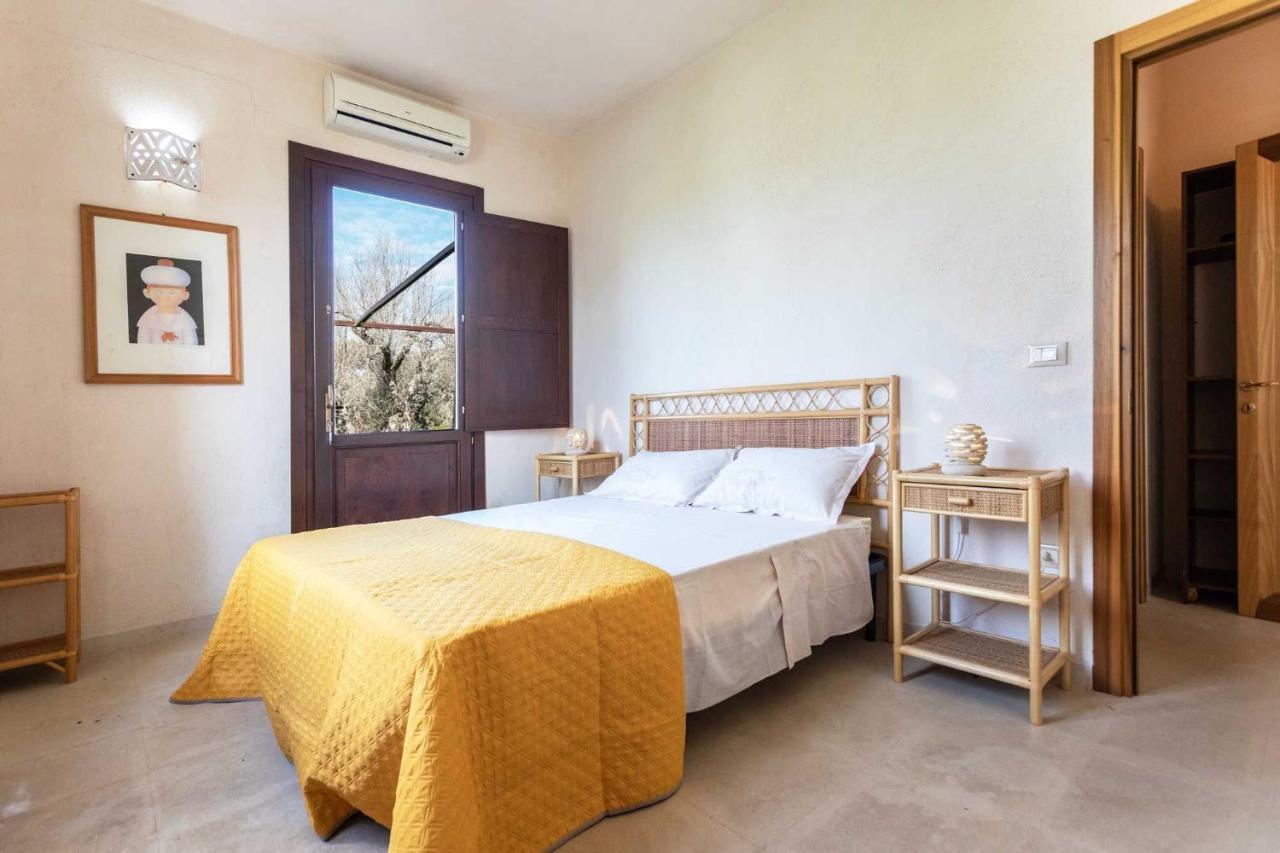 Agriturismo De Lorenzi Villa Casarano Exteriör bild