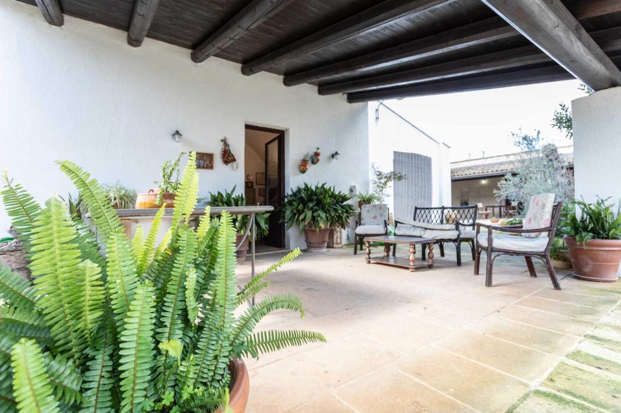 Agriturismo De Lorenzi Villa Casarano Exteriör bild